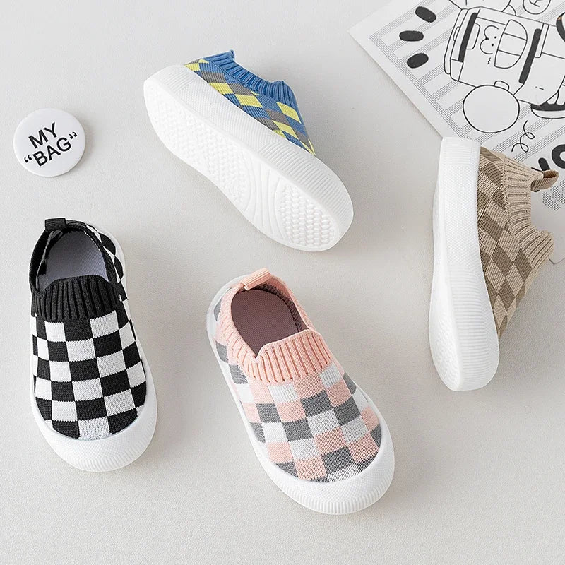 Baby Shoes with Soft Soles, Baby Walking Shoes, Versatile, Breathable, Non Slip Sports Shoes, Spring and Autumn New Fashionable